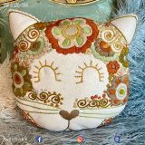 Gato con bordado artesanal SW-0326-396