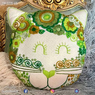 Gato con bordado artesanal SW-0326-415